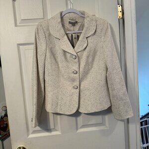 Women's Ann Taylor Cream blazer with grey flecks.  Size 8. NWT.